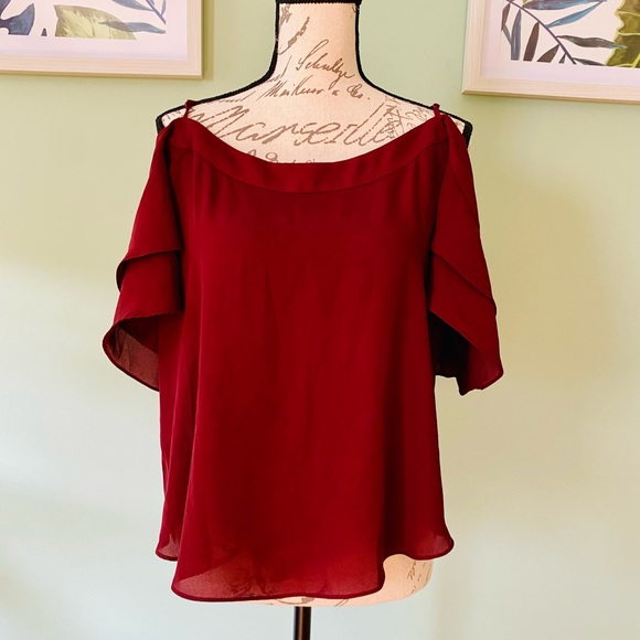 Women’s Newyork & Co, Elegant Burgundy Off-Shoulder Top Size Medium - Picture 1 of 6